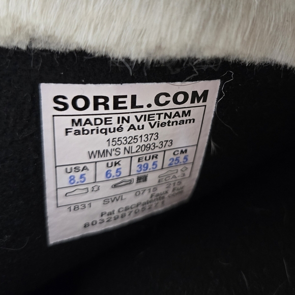 Sorel Tan and Black Lace-Up Boots Women Size 8.5, - Picture 3 of 3